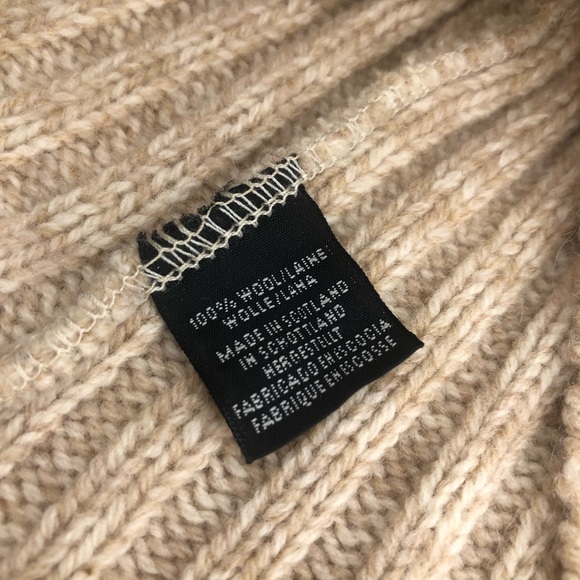 100% wool hat. Excellent condition. Made in Scotland. XS fit, wheat colour. - Picture 3 of 4